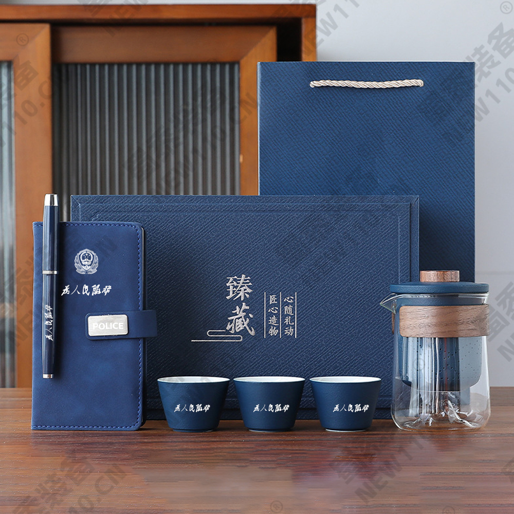 Panda sir 警察节礼盒